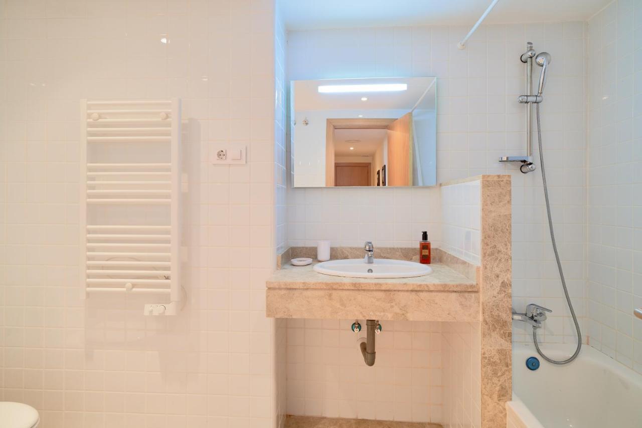 Alterhome Apartamento Con Piscina Maria Zambrano Málaga Dış mekan fotoğraf